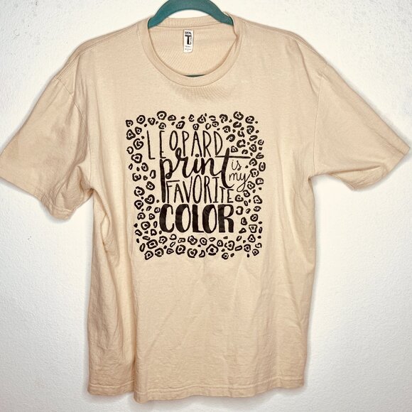 Share leopard print T Casual, Everyday Wear, Statement Tee, Graphic Shirt, Funny - Picture 1 of 8